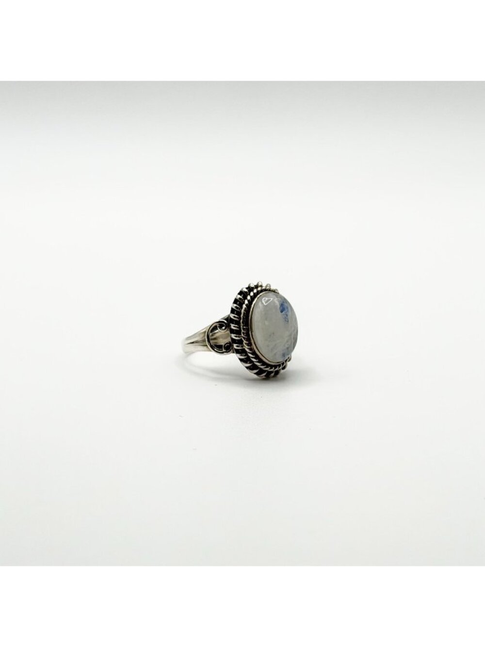 Moonstone 925 Sterling Silver Oval Ring Vintage-Inspired Size 9.5